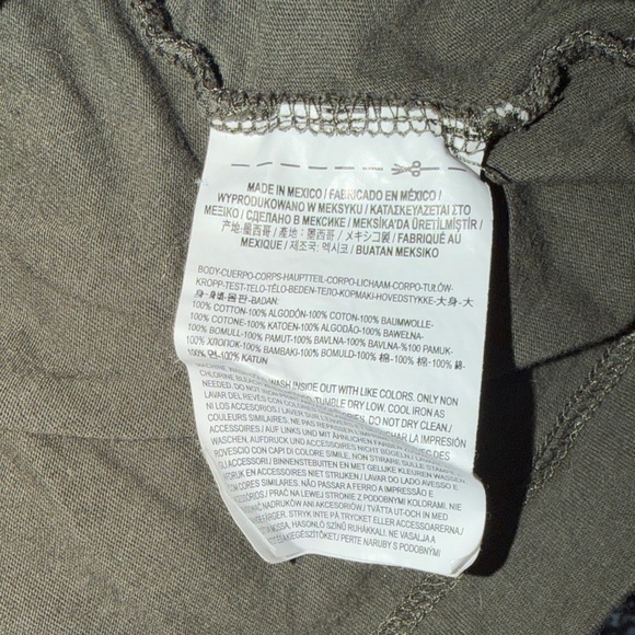 🛹 Vans “Off The Wall” Long Sleeve Graphic Tee – Small - Picture 3 of 3